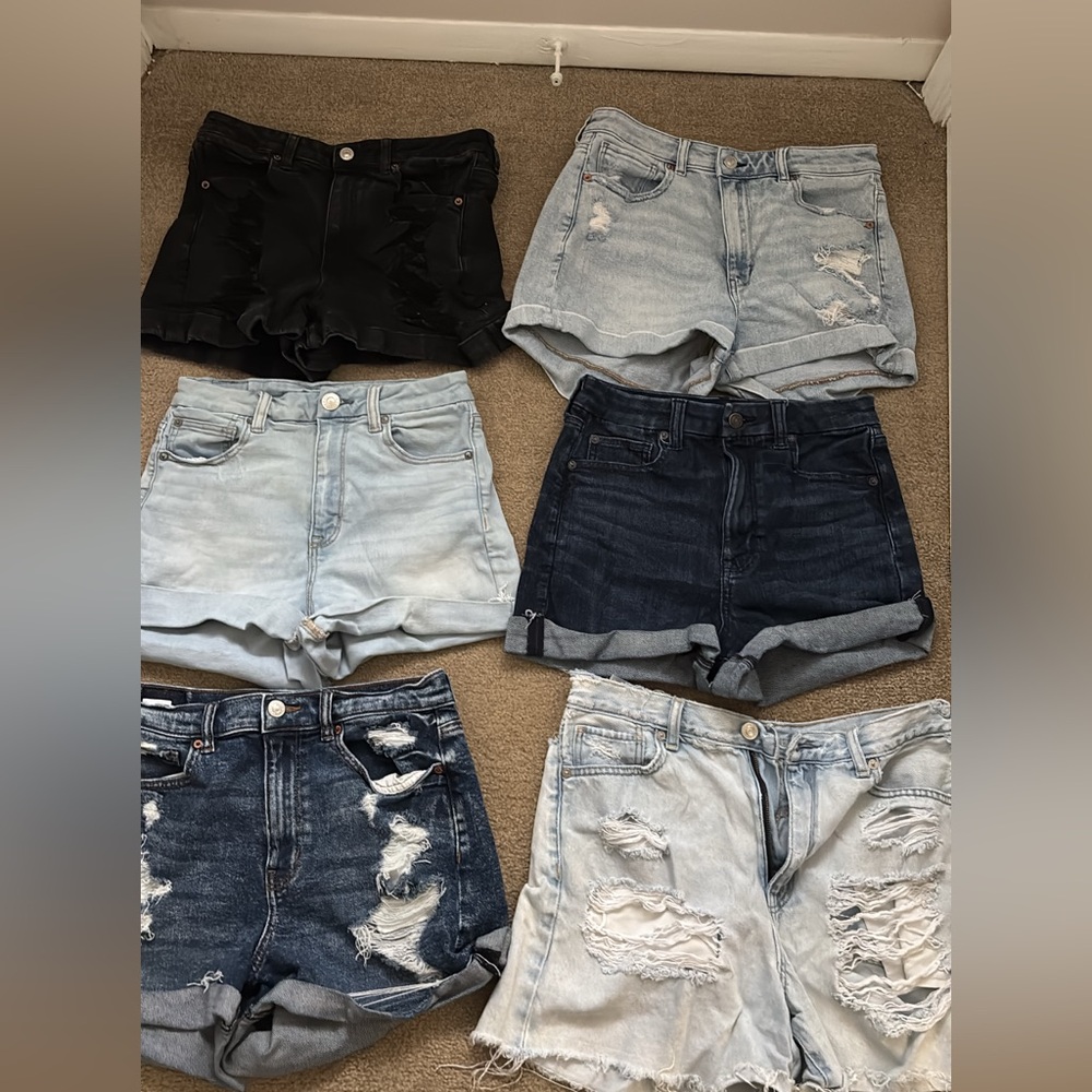 AE Shorts